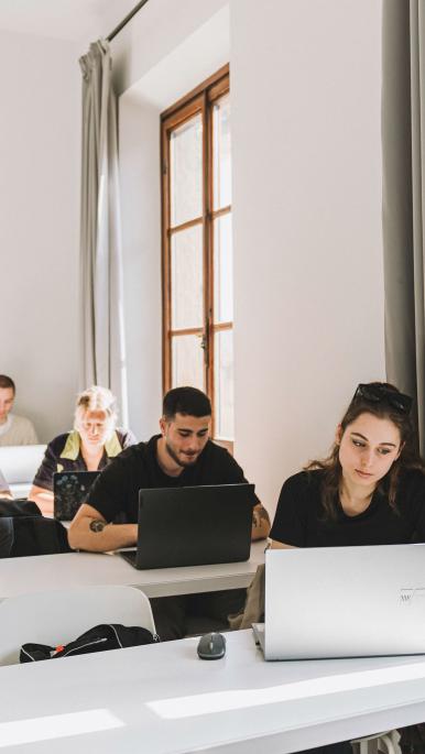 Perché scegliere Accademia Italiana