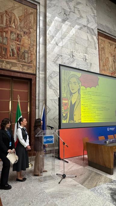 Studentesse finaliste per "Make It a Case"